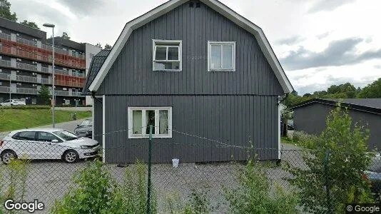 Werkstätte zum Kauf i Botkyrka – Foto von Google Street View