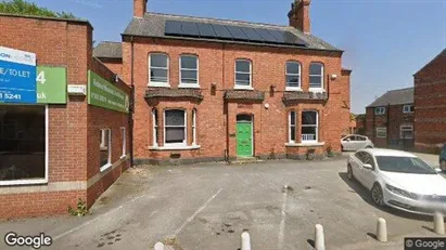 Bedrijfsruimtes te huur in Worksop - Nottinghamshire - Foto uit Google Street View