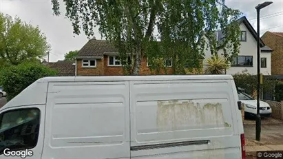 Gewerbeflächen zur Miete in Teddington - Middlesex – Foto von Google Street View