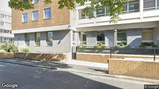 Gewerbeflächen zur Miete i London SW19 – Foto von Google Street View