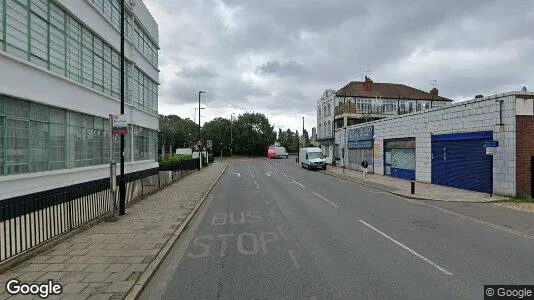 Commercial properties for sale i Greenford - Middlesex - Photo from Google Street View