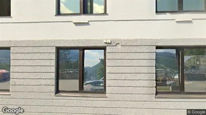 Bedrijfsruimtes te koop in Narvik - Foto uit Google Street View