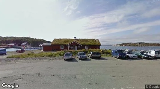 Bedrijfsruimtes te koop i Lurøy - Foto uit Google Street View