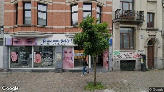 Commercial properties for rent i Brussels Elsene - Photo from Google Street View