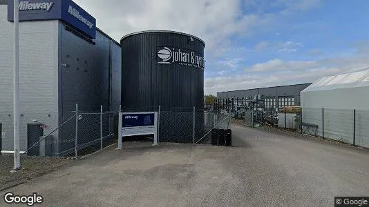 Industrial properties for rent i Huddinge - Photo from Google Street View