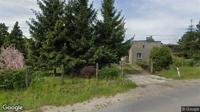 Commercial properties for rent in Trzebnicki - Photo from Google Street View