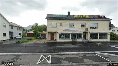 Bedrijfsruimtes te koop in Vestvågøy - Foto uit Google Street View