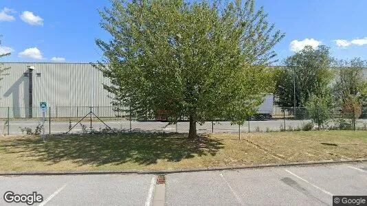 Warehouses for rent i La Louvière - Photo from Google Street View