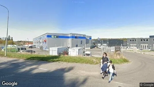 Lager zum Kauf i Upplands Väsby – Foto von Google Street View