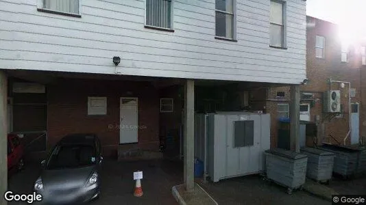 Bedrijfsruimtes te huur i Epping - Essex - Foto uit Google Street View