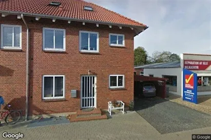 Bedrijfsruimtes te koop in Gram - Foto uit Google Street View