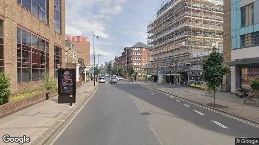 Büros zur Miete i London SW19 – Foto von Google Street View