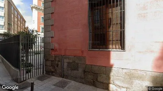 Gewerbeflächen zur Miete i Madrid Centro – Foto von Google Street View