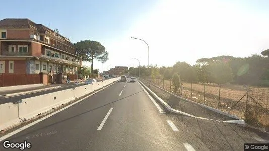 Bedrijfsruimtes te huur i Rome Municipio IV – Tiburtino - Foto uit Google Street View