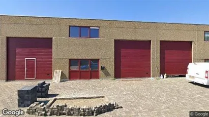 Bedrijfsruimtes te huur in Hellevoetsluis - Foto uit Google Street View