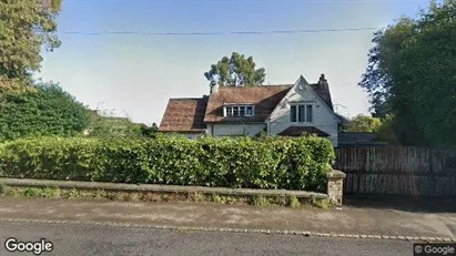 Producties te huur in Dursley - Gloucestershire - Foto uit Google Street View