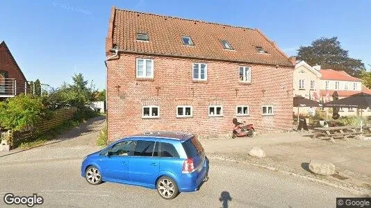 Bedrijfsruimtes te koop i Græsted - Foto uit Google Street View