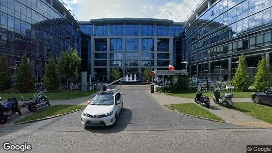 Bedrijfsruimtes te huur i Warschau Mokotów - Foto uit Google Street View