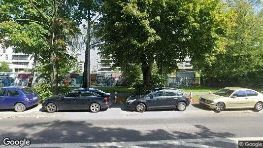 Bedrijfsruimtes te huur i Warschau Mokotów - Foto uit Google Street View