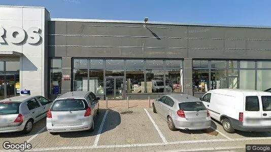 Bedrijfsruimtes te huur i Cusago - Foto uit Google Street View