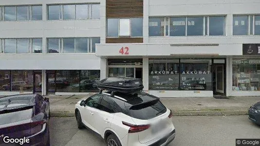 Gewerbeflächen zur Miete i Reykjavík Háaleiti – Foto von Google Street View