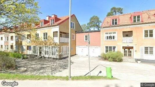 Lager zur Miete i Stockholm West – Foto von Google Street View