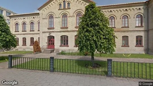 Office spaces for rent i Location is not specified - Photo from Google Street View