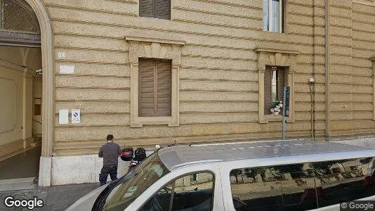 Bedrijfsruimtes te huur i Rome Municipio I – Centro Storico - Foto uit Google Street View