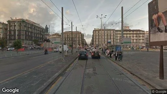 Bedrijfsruimtes te huur i Napels Municipalità 4 - Foto uit Google Street View