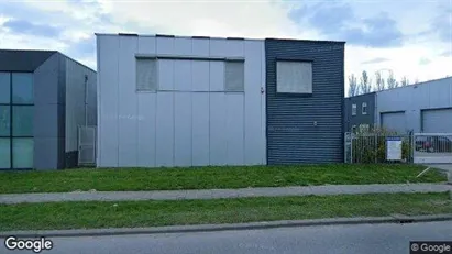 Bedrijfsruimtes te koop in Amsterdam Westpoort - Foto uit Google Street View