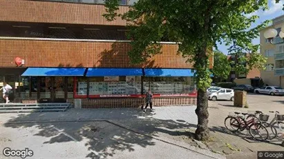 Commercial properties for sale in Salo - Photo from Google Street View