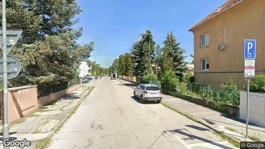 Gewerbeflächen zur Miete i Trenčín – Foto von Google Street View