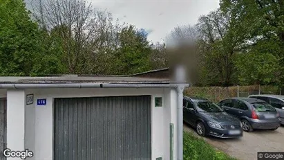 Bedrijfsruimtes te huur in Levice - Foto uit Google Street View