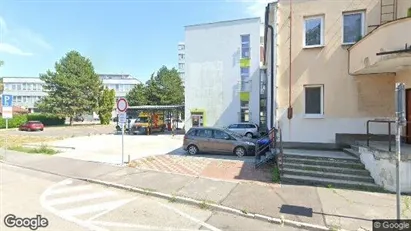 Gewerbeflächen zur Miete in Trenčín – Foto von Google Street View