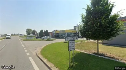 Bedrijfsruimtes te huur in Trnava - Foto uit Google Street View