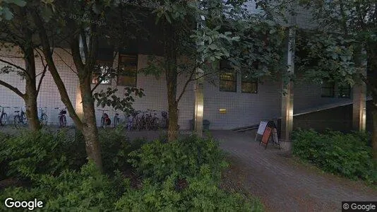 Gewerbeflächen zur Miete i Helsinki Läntinen – Foto von Google Street View