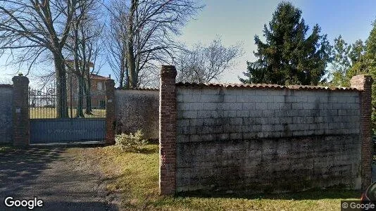 Büros zur Miete i Moruzzo – Foto von Google Street View