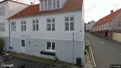 Bedrijfsruimtes te huur in Gudhjem - Foto uit Google Street View