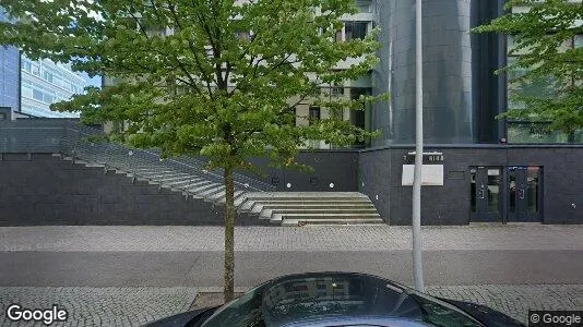 Gewerbeflächen zur Miete i Helsinki Läntinen – Foto von Google Street View