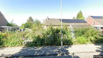 Bedrijfsruimtes te koop in Hoogezand-Sappemeer - Foto uit Google Street View