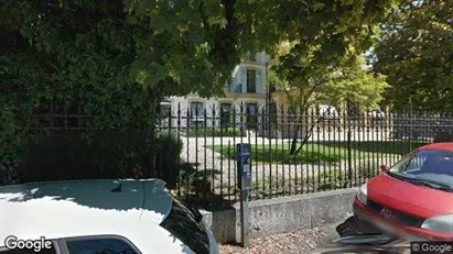 Office spaces for rent in Neuenburg - Photo from Google Street View