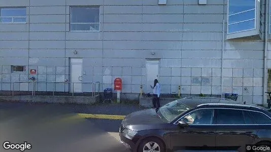 Bedrijfsruimtes te huur i Reykjavík Breiðholt - Foto uit Google Street View