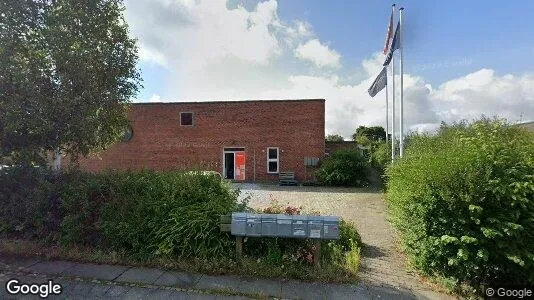 Bedrijfsruimtes te koop i Hasselager - Foto uit Google Street View