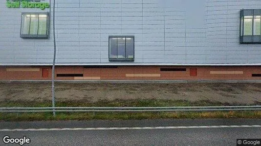 Lager zur Miete i Espoo – Foto von Google Street View