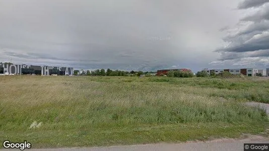 Bedrijfsruimtes te huur i Rae - Foto uit Google Street View