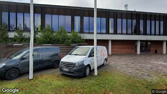 Commercial properties for rent i Espoo - Photo from Google Street View