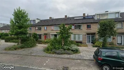 Bedrijfsruimtes te koop in Utrecht Overvecht - Foto uit Google Street View