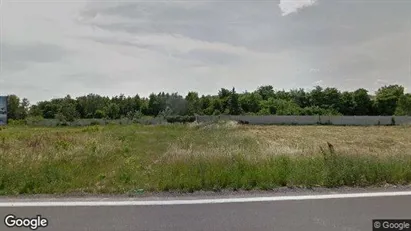 Bedrijfsruimtes te huur in Pezinok - Foto uit Google Street View