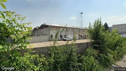 Bedrijfsruimtes te huur in Trnava - Foto uit Google Street View