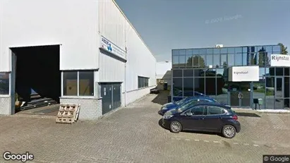 Bedrijfsruimtes te koop in Alphen aan den Rijn - Foto uit Google Street View